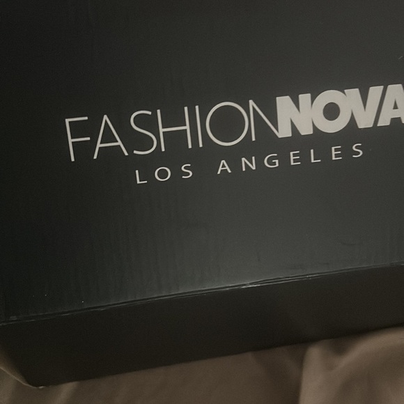 Thong cork sandals - Picture 4 of 4